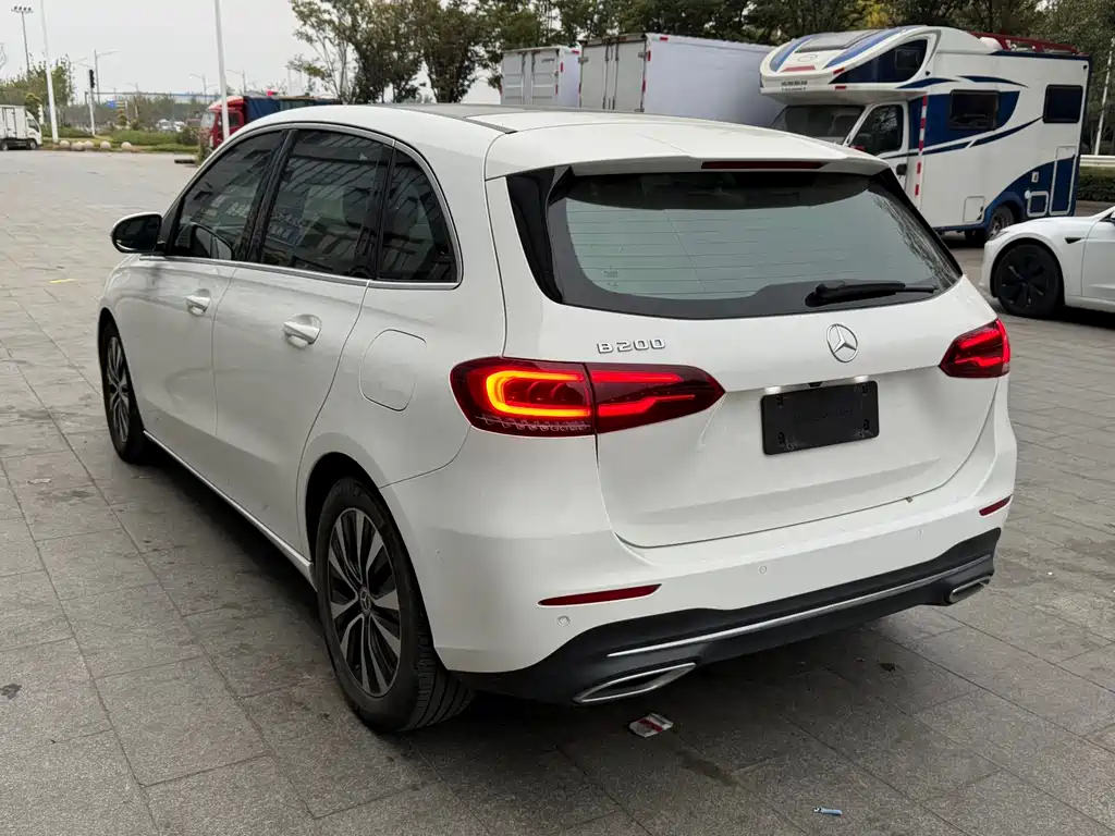Mercedes-Benz B-Class 2021 B 200 Dynamic купить на сайте DeffCars
