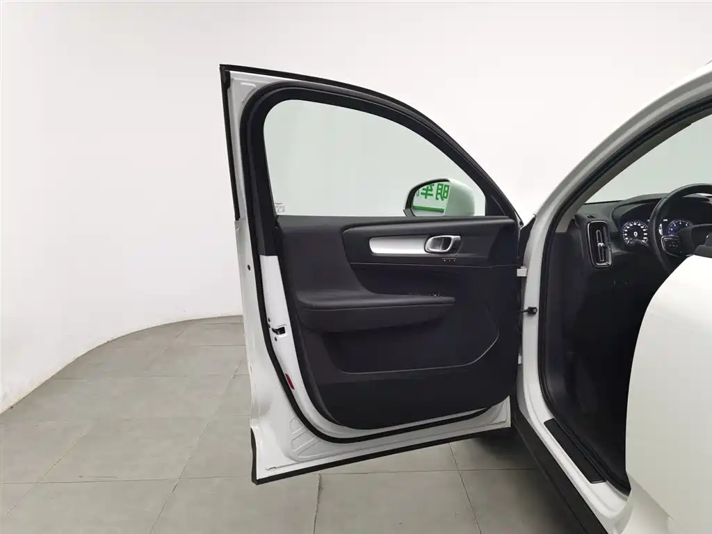 Volvo XC40 2020 T3 Zhixing Fashion Edition купить на сайте DeffCars