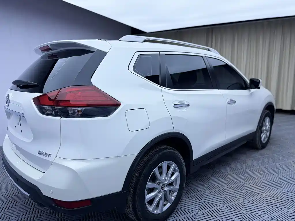 X-Trail 2022 2.0L 2WD Intelligent Link Premium Edition купить на сайте DeffCars