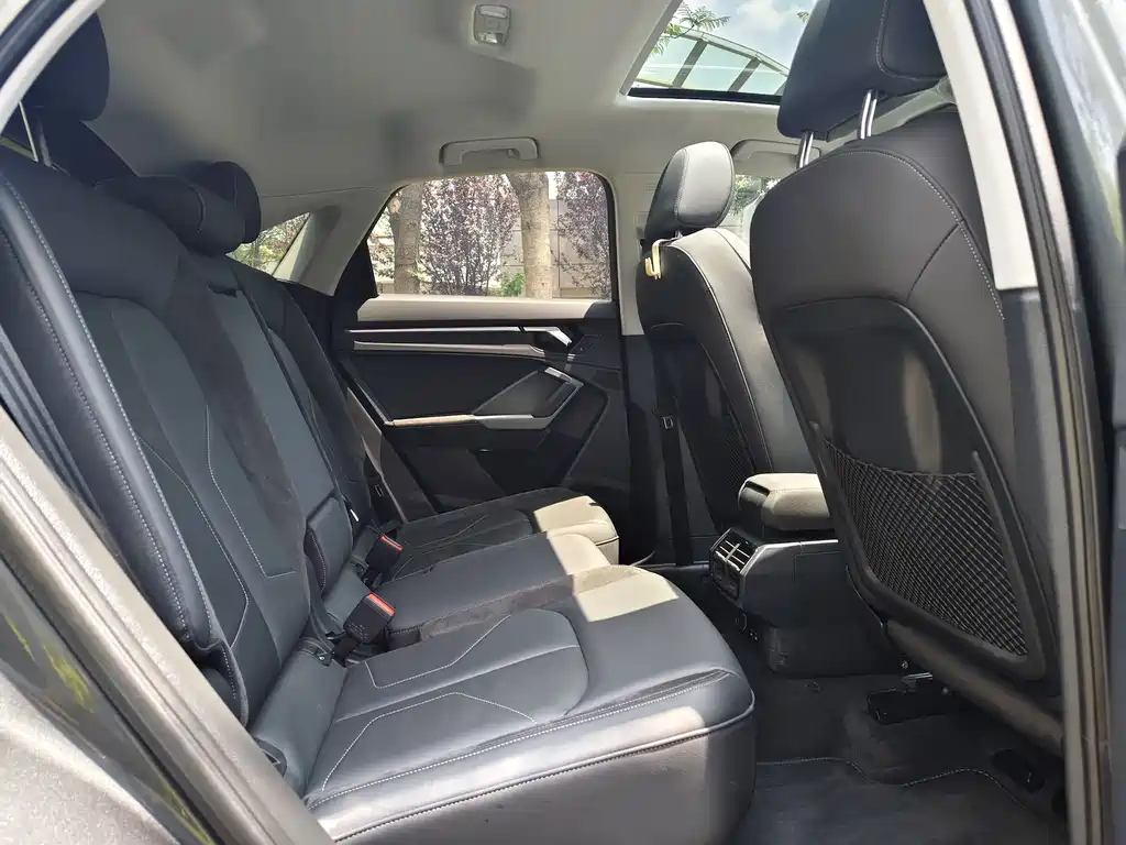 Audi Q3 Sportback 2022 40 TFSI RS Kit Burning Speed ​​Type купить на сайте DeffCars
