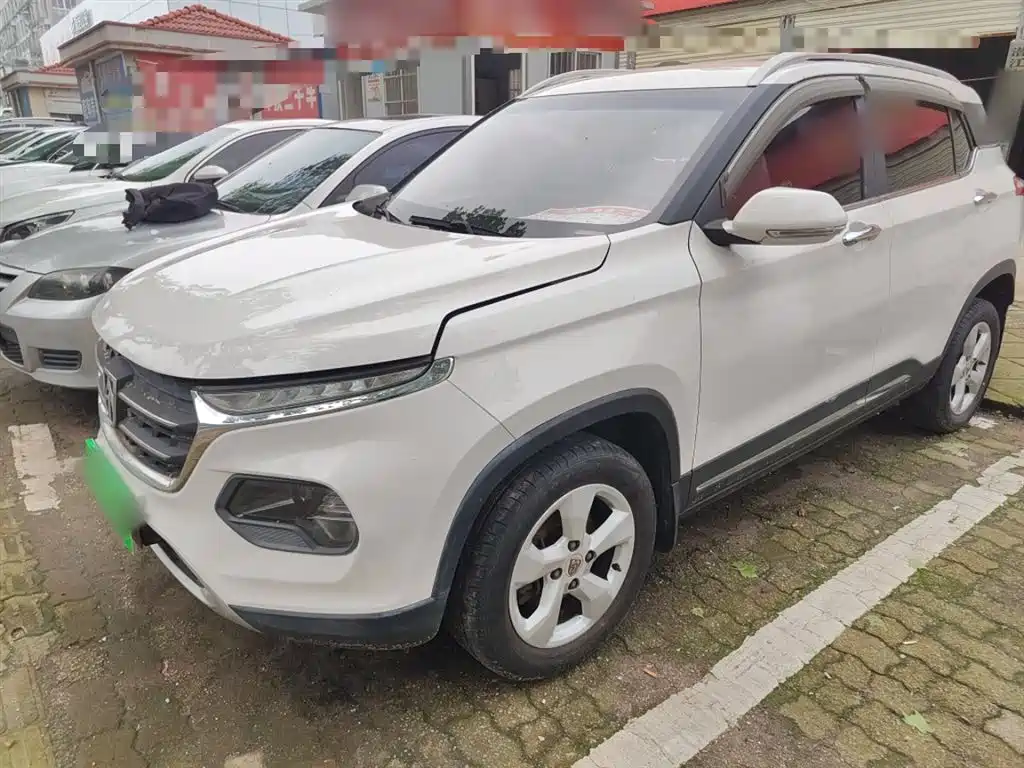 Baojun 510 2017 1.5L manual fashion model купить на сайте DeffCars