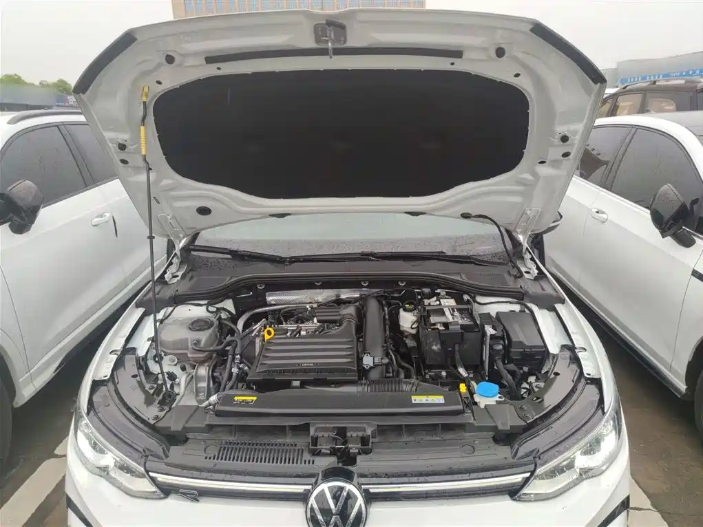 Golf 2023 280TSI DSG R-Line Lite купить на сайте DeffCars