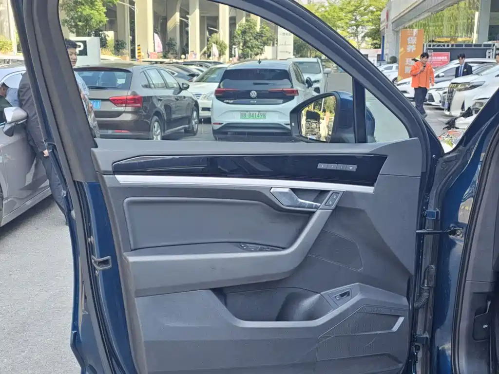 Touareg 2020 3.0TSI Ruixiang Edition National VI купить на сайте DeffCars