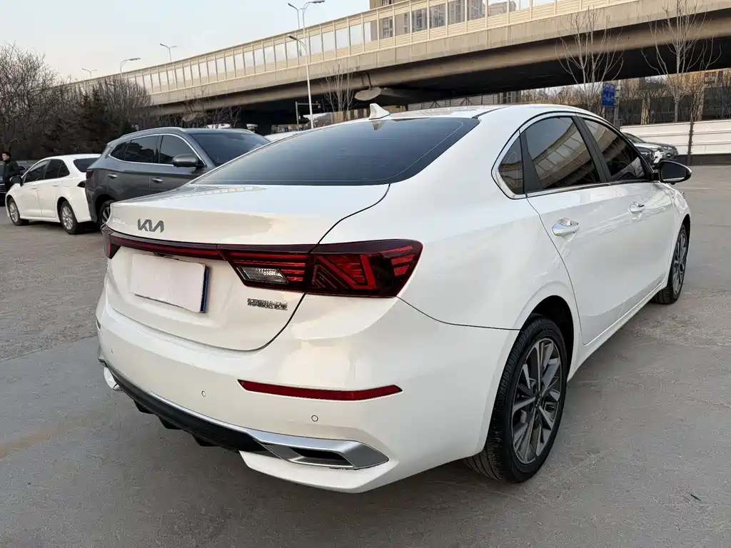 Kia K3 2021 1.5L CVT Youth Edition купить на сайте DeffCars