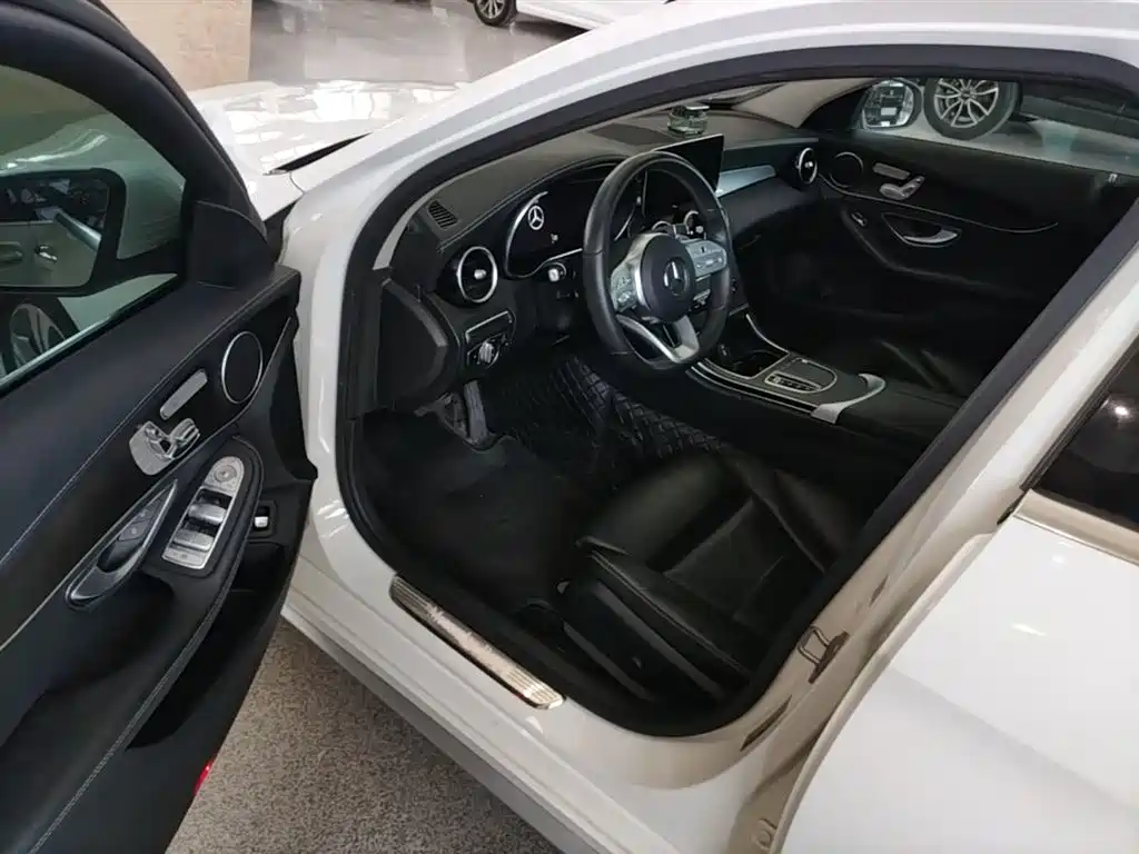 Mercedes-Benz C-Class 2021 C 260 L Sports Edition купить на сайте DeffCars