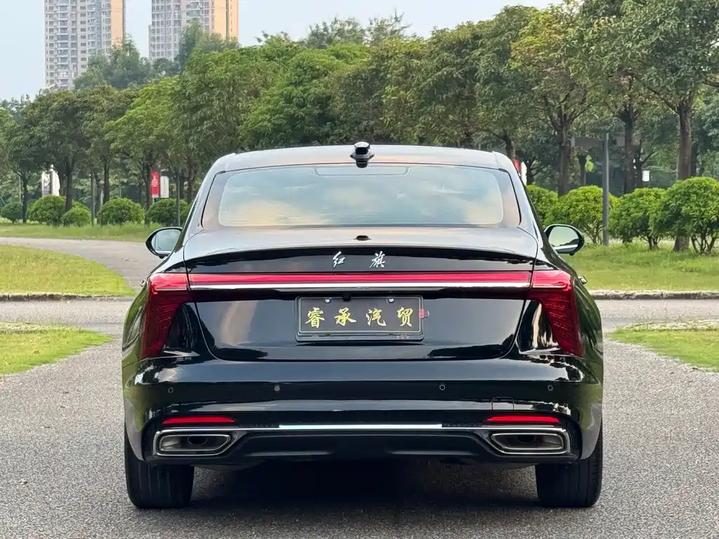 Hongqi H5 2024 1.5T DCT Zhilian Qiyun Edition купить на сайте DeffCars