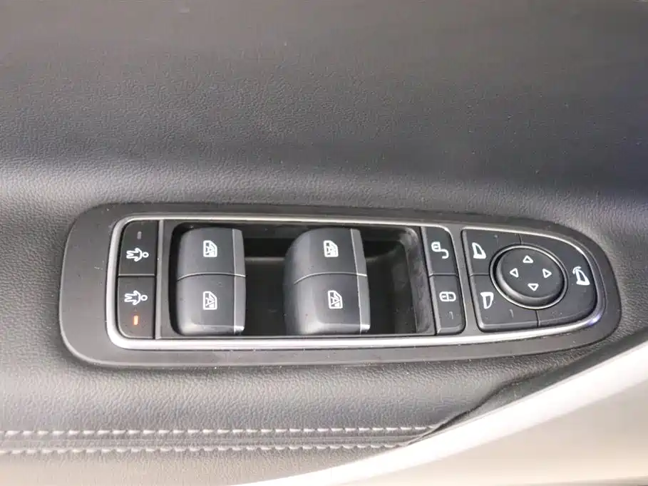 Denza X 2020 PHEV flagship version купить на сайте DeffCars