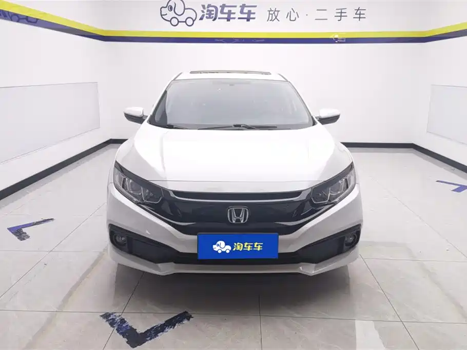 Civic 2019 220TURBO CVT combustion version National VI купить на сайте DeffCars