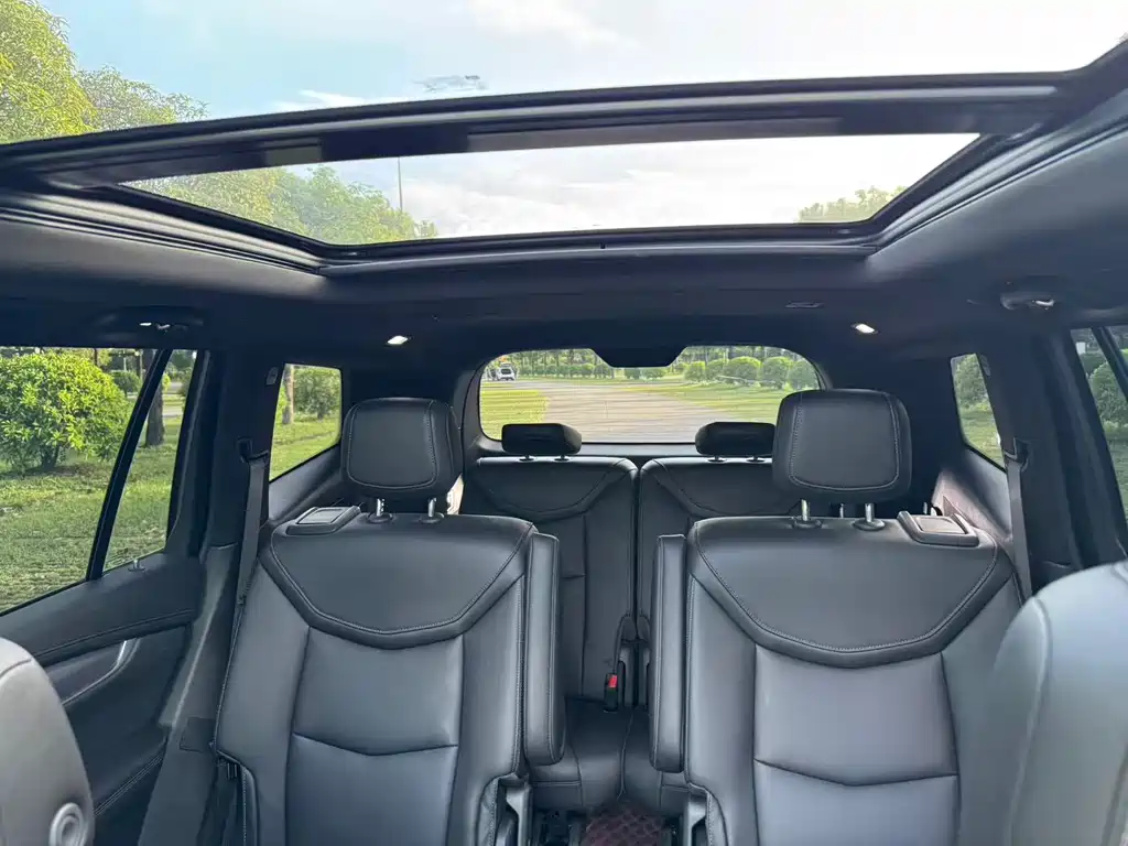 Cadillac XT6 2020 28T six-seater stylish model купить на сайте DeffCars