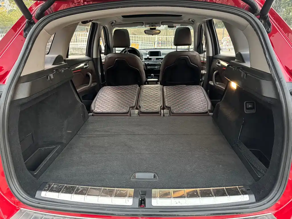 BMW X1 2018 sDrive18Li Exclusive Model купить на сайте DeffCars