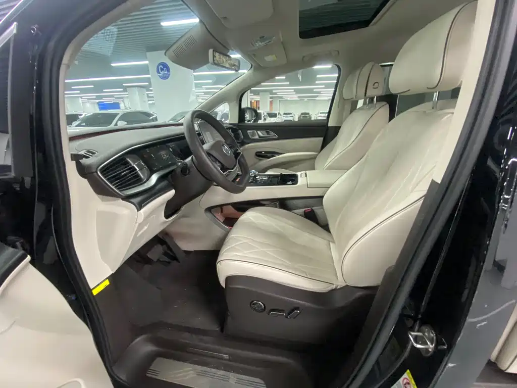 Denza D9 2024 DM-i 980 four-wheel drive premium model купить на сайте DeffCars