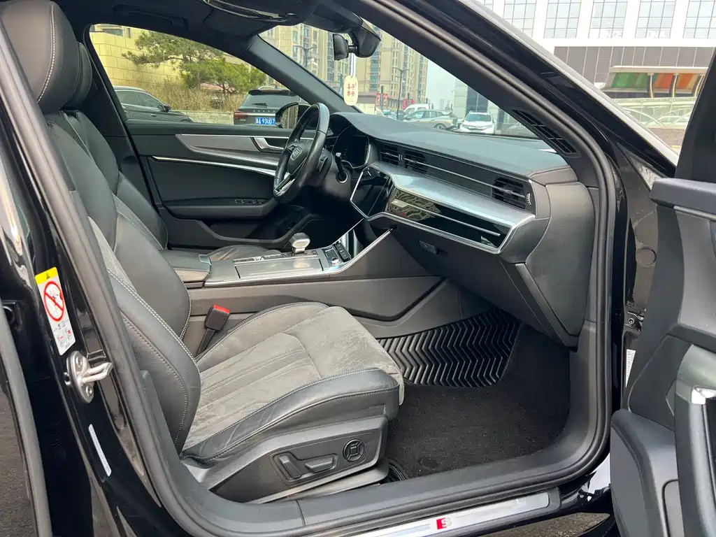 Audi A6L 2022 45 TFSI Premium Dynamic Model купить на сайте DeffCars