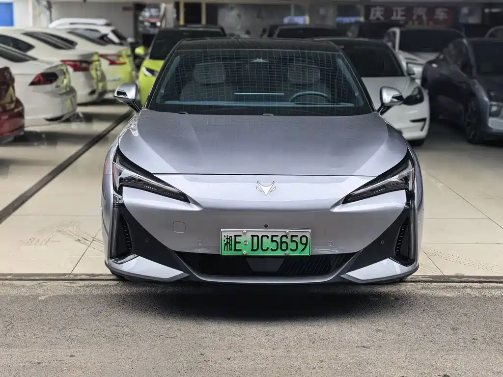 JiFox Alpha S5 2025 560MAX 185kW купить на сайте DeffCars