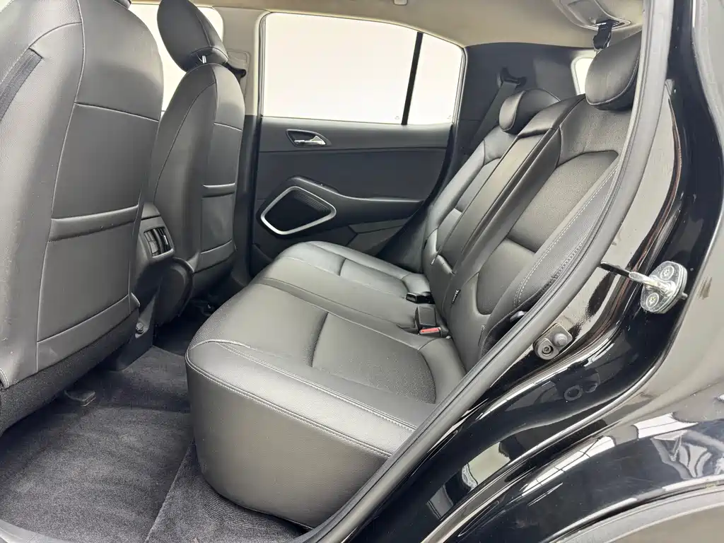 Beijing Hyundai ix35 2018 2.0L automatic two-wheel drive Zhiyong·Enjoy Edition купить на сайте DeffCars