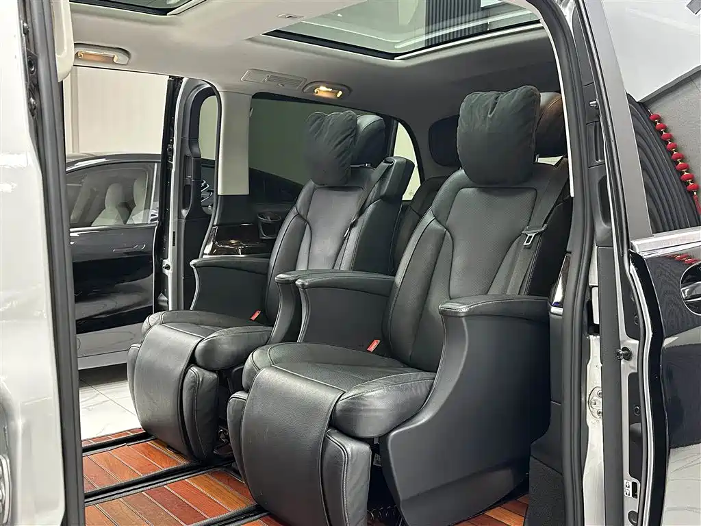 Mercedes-Benz V-Class 2018 V 260 Premium Edition National V купить на сайте DeffCars