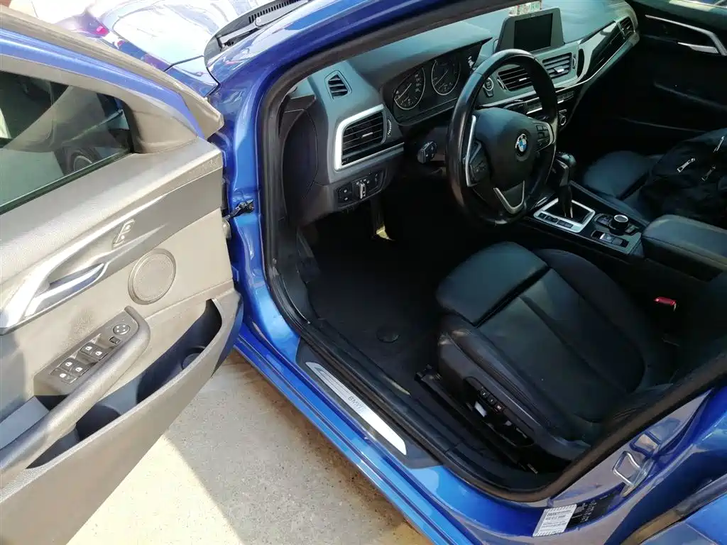 BMW 1 Series 2017 118i Sports купить на сайте DeffCars