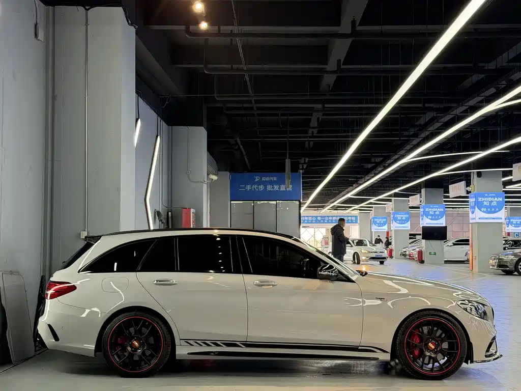 Mercedes-Benz C-Class AMG 2019 AMG C 43 4MATIC Touring Sedan Special Edition купить на сайте DeffCars