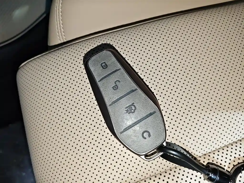 Song Pro New Energy 2025 Second Generation DM-i 115KM Excellent Type купить на сайте DeffCars