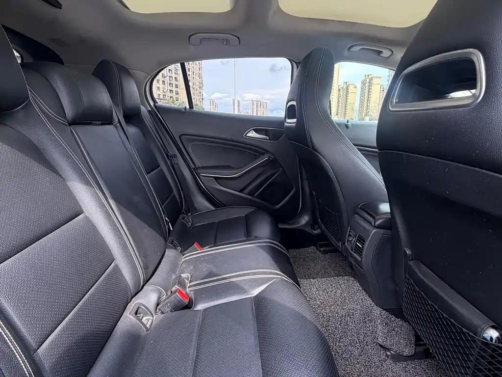 Mercedes-Benz GLA 2019 GLA 200 Fashion Model купить на сайте DeffCars