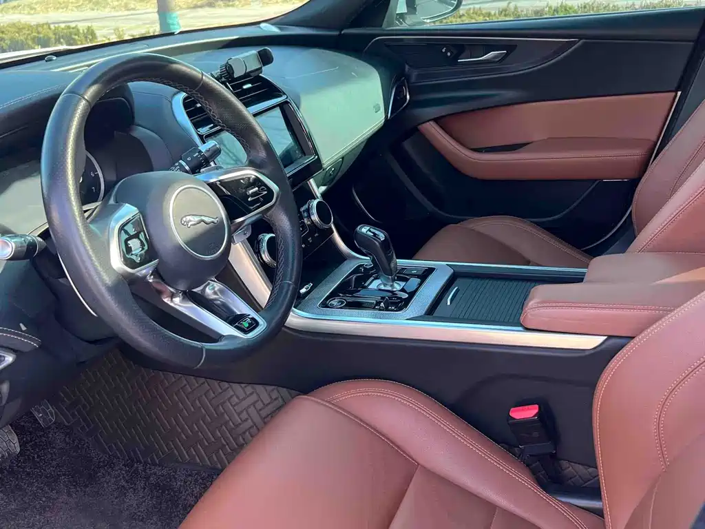 Jaguar XEL 2020 2.0T 200PS R-DYNAMIC S Advanced Sports Edition купить на сайте DeffCars
