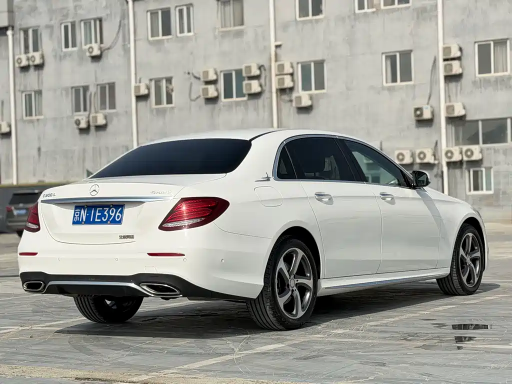 Mercedes-Benz E-Class 2017 E 200 L 4MATIC купить на сайте DeffCars