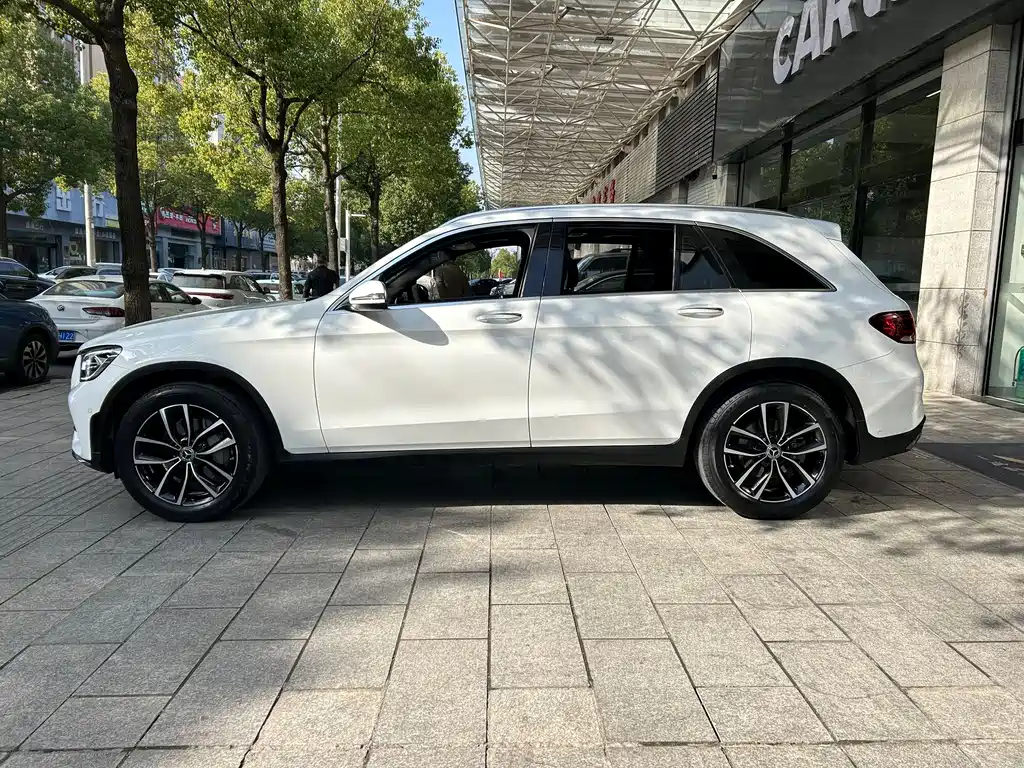Mercedes-Benz GLC 2021 GLC 260 L 4MATIC luxury model купить на сайте DeffCars