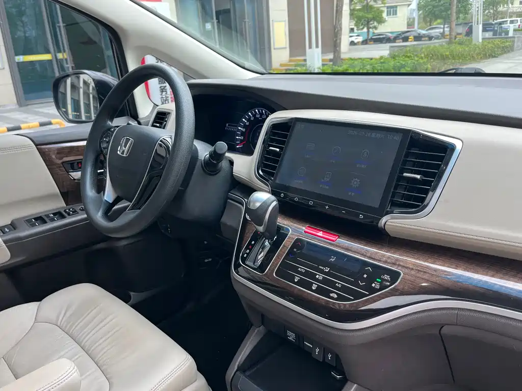 Odyssey 2017 2.4L Deluxe Edition купить на сайте DeffCars