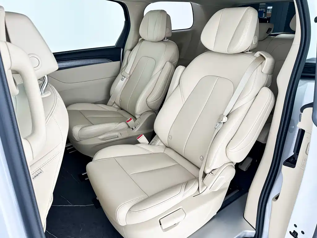 Buick GL8 New Energy 2025 Lu Shang First Edition 7 seats купить на сайте DeffCars