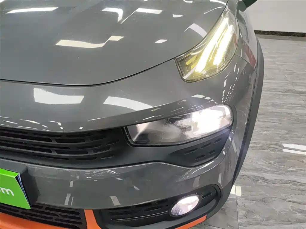 Lynk & Co 02 2019 High-Energy Edition 2.0T Automatic Two-wheel Drive Shine Edition National VI купить на сайте DeffCars