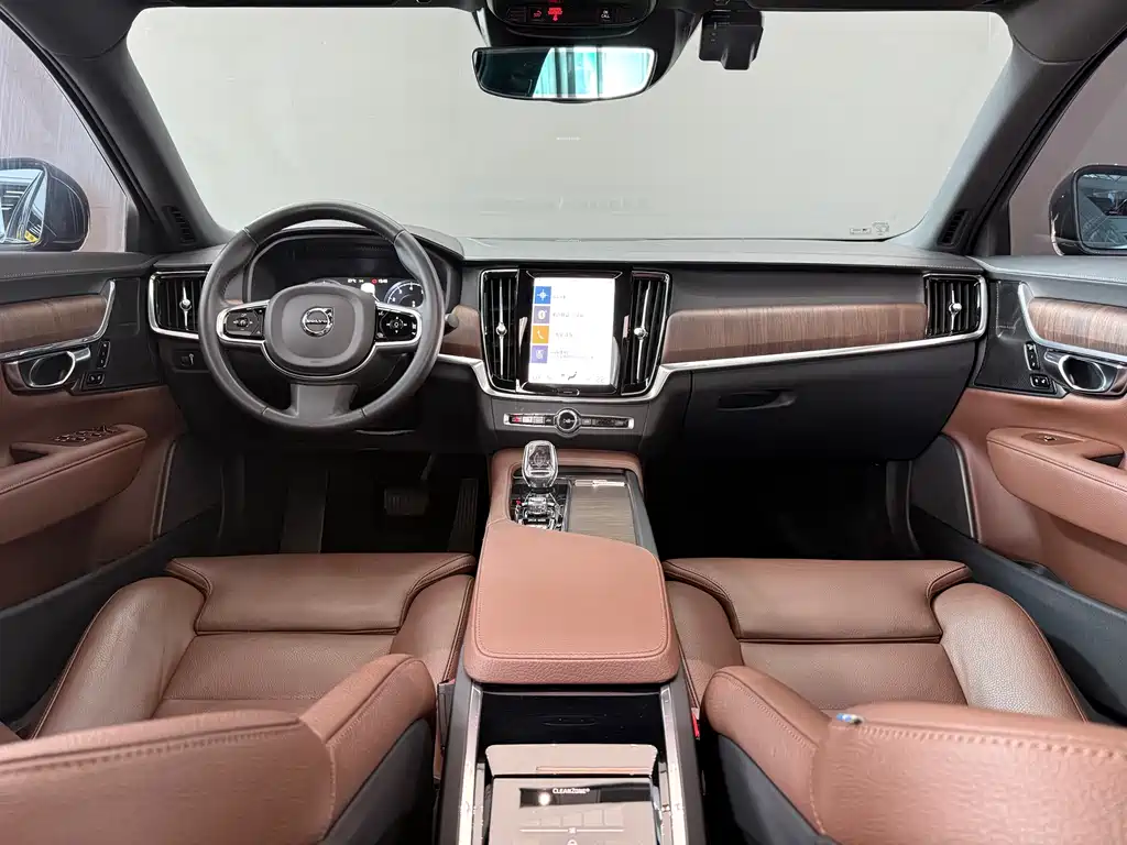 Volvo S90 2021 B5 Zhiyuan Luxury Edition купить на сайте DeffCars