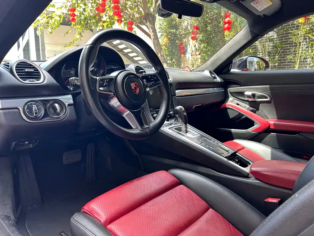 Porsche 718 2018 Cayman 2.0T купить на сайте DeffCars
