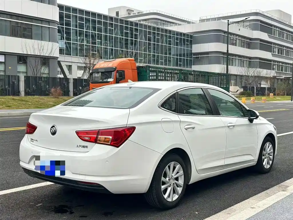 Weilan 2017 Sedan 15S Automatic Enterprising купить на сайте DeffCars