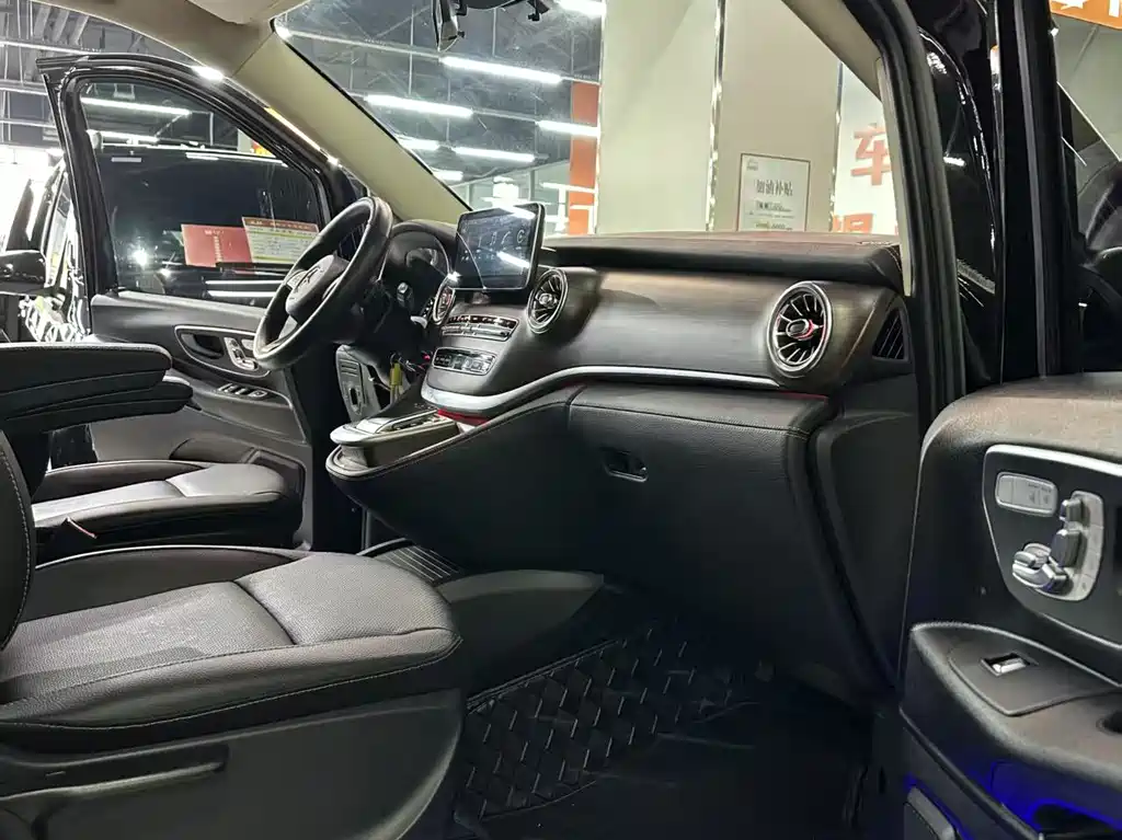 Vito 2023 2.0T Elite Edition 7 seats купить на сайте DeffCars