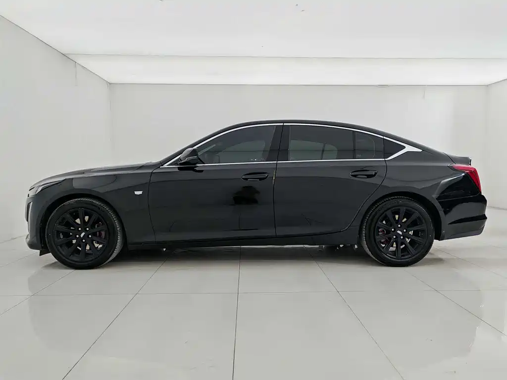 Cadillac CT5 2022 28T Fashion Model купить на сайте DeffCars