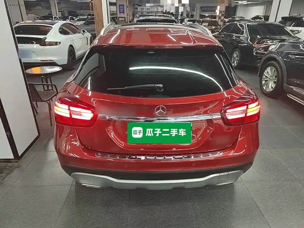Mercedes-Benz GLA 2018 GLA 200 Fashion Model купить на сайте DeffCars