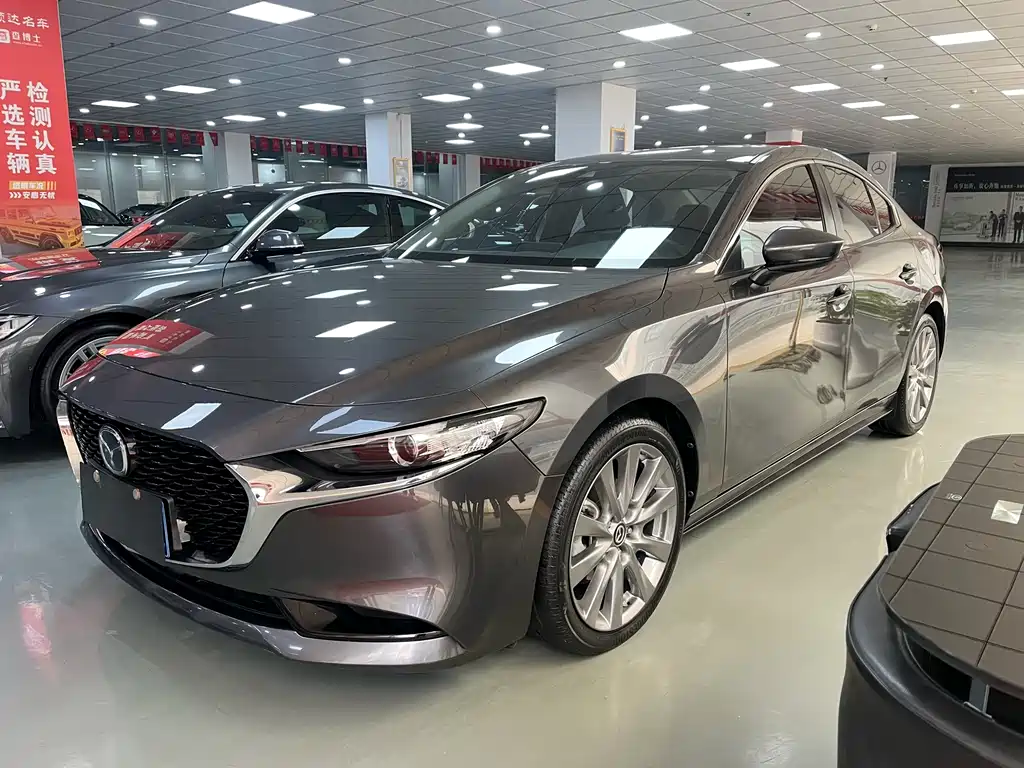 Mazda3 Angkesela 2022 2.0L Automatic Premium Edition купить на сайте DeffCars