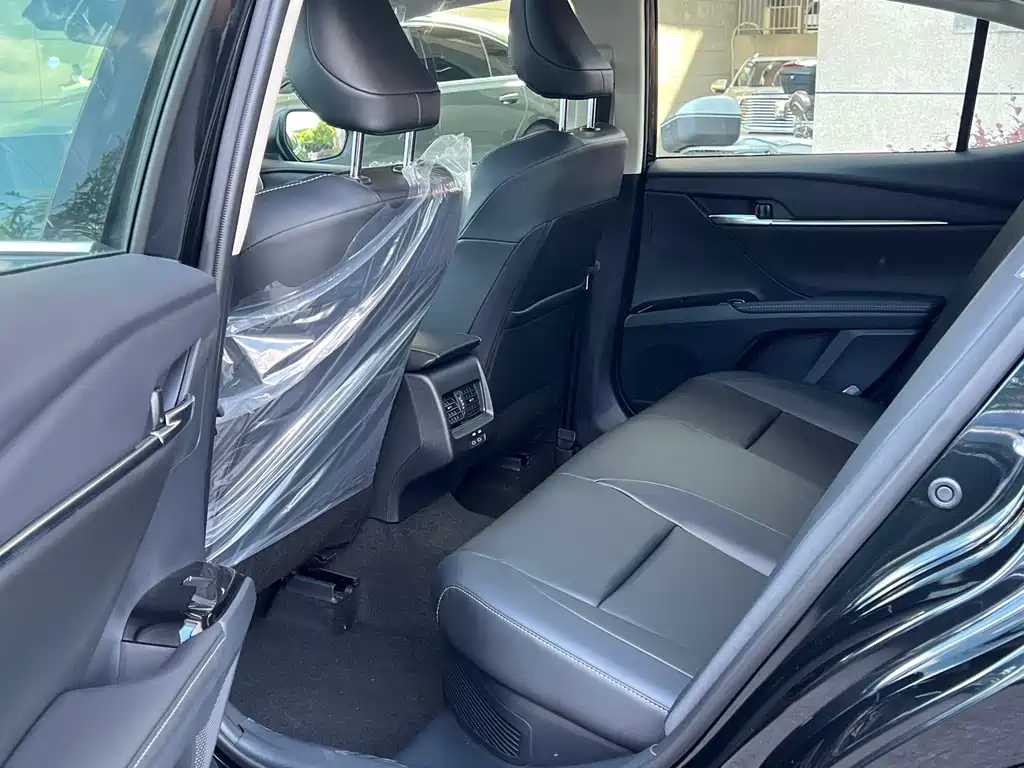 Camry 2026 Dual Engine 2.0HE Elite Edition купить на сайте DeffCars