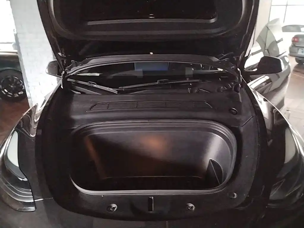 Model Y 2023 long-range all-wheel drive version купить на сайте DeffCars