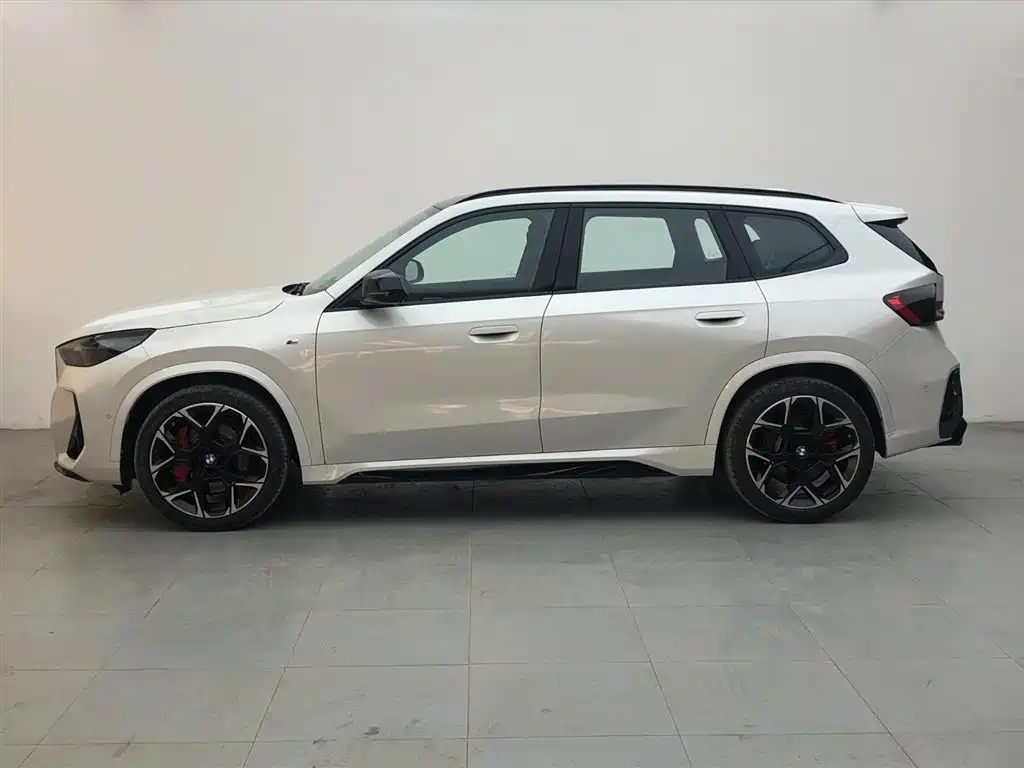BMW X1 M35Li 2024 M35Li купить на сайте DeffCars