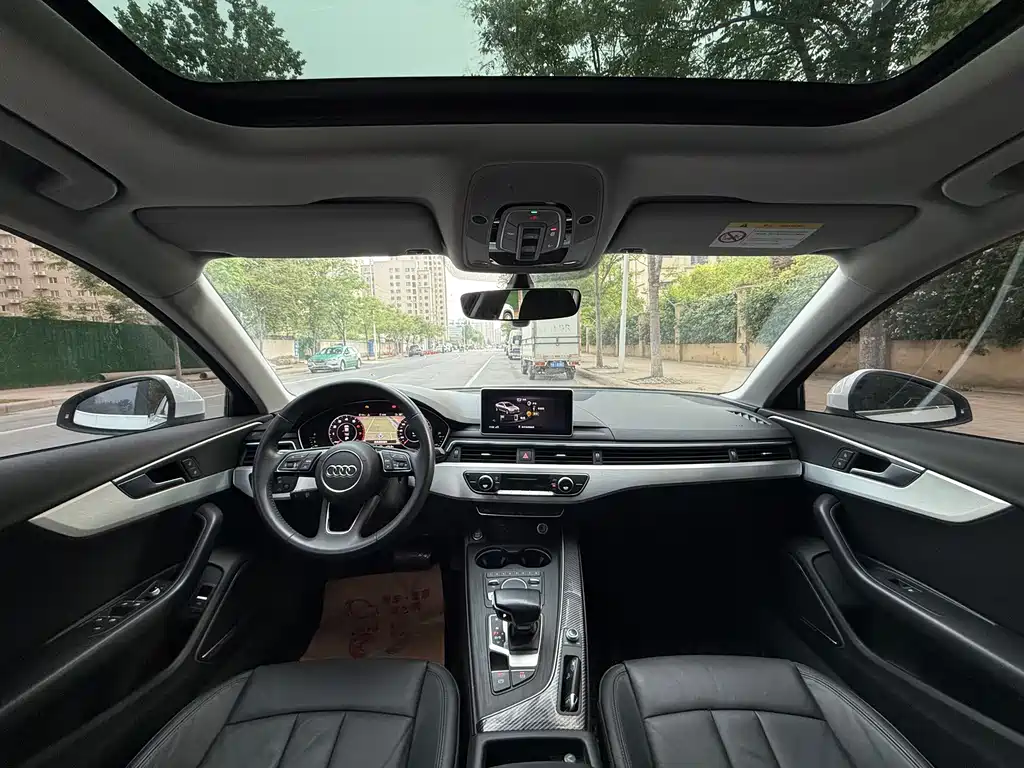 Audi A4L 2019 40 TFSI Fashion Type National VI купить на сайте DeffCars