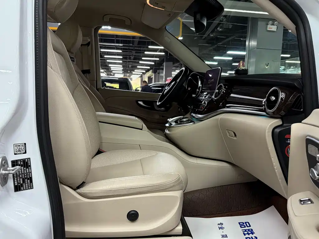 Mercedes-Benz V-Class 2018 V 260 Premium Edition National VI купить на сайте DeffCars