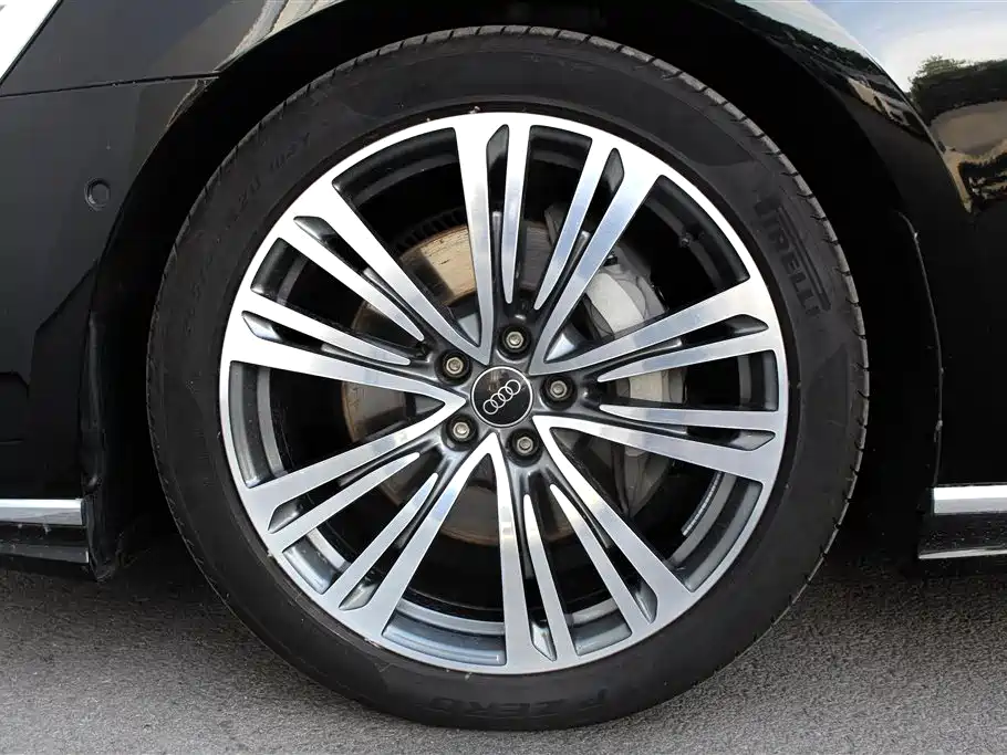 Audi A8 2024 A8L 50 TFSI quattro Premium Selection купить на сайте DeffCars