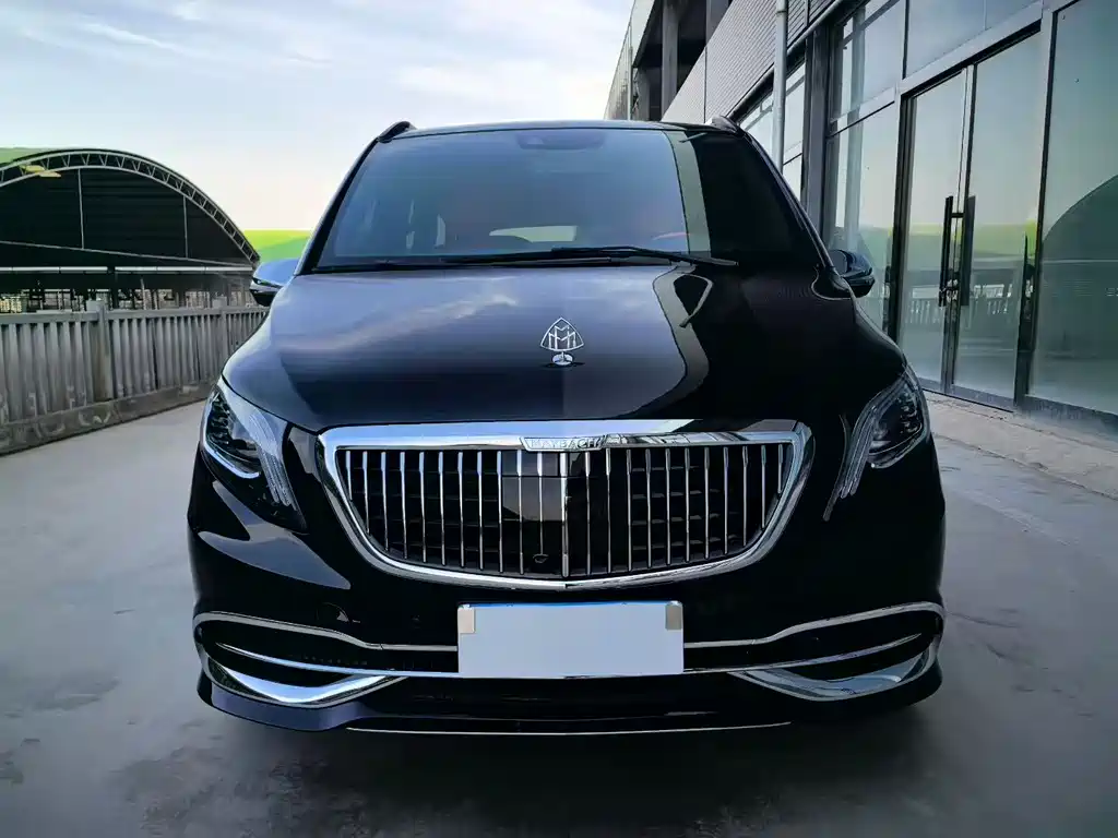 Mercedes-Benz V-Class 2018 V 260 Pilot Edition National VI купить на сайте DeffCars