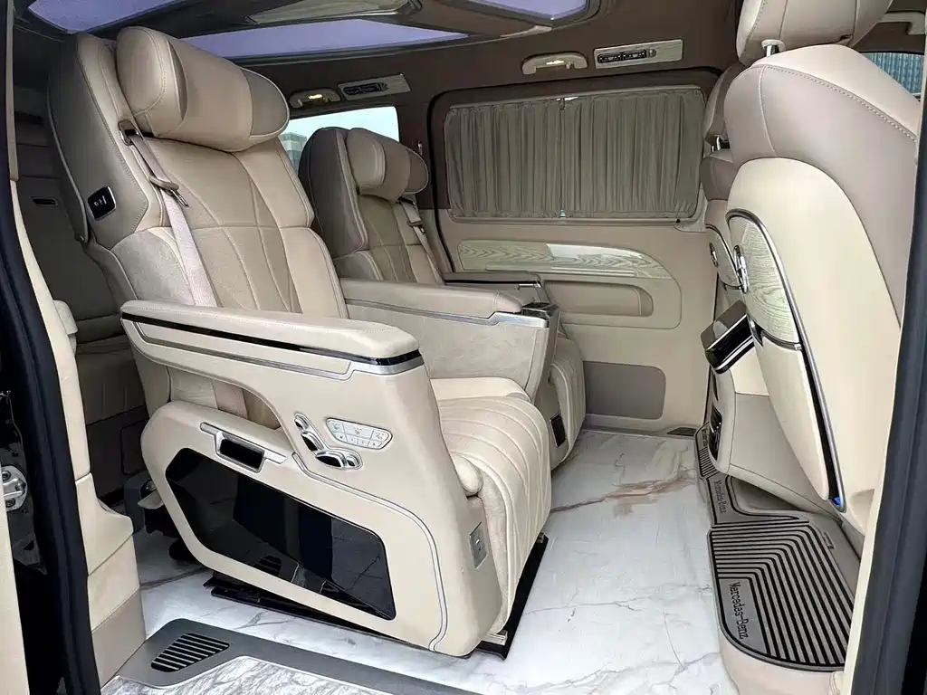 Vito 2021 2.0T Business Edition 7 seats купить на сайте DeffCars
