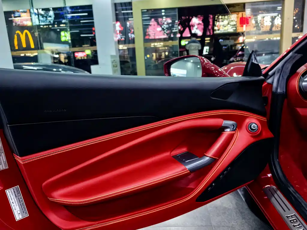 Ferrari F8 2019 Tributo 3.9T V8 купить на сайте DeffCars