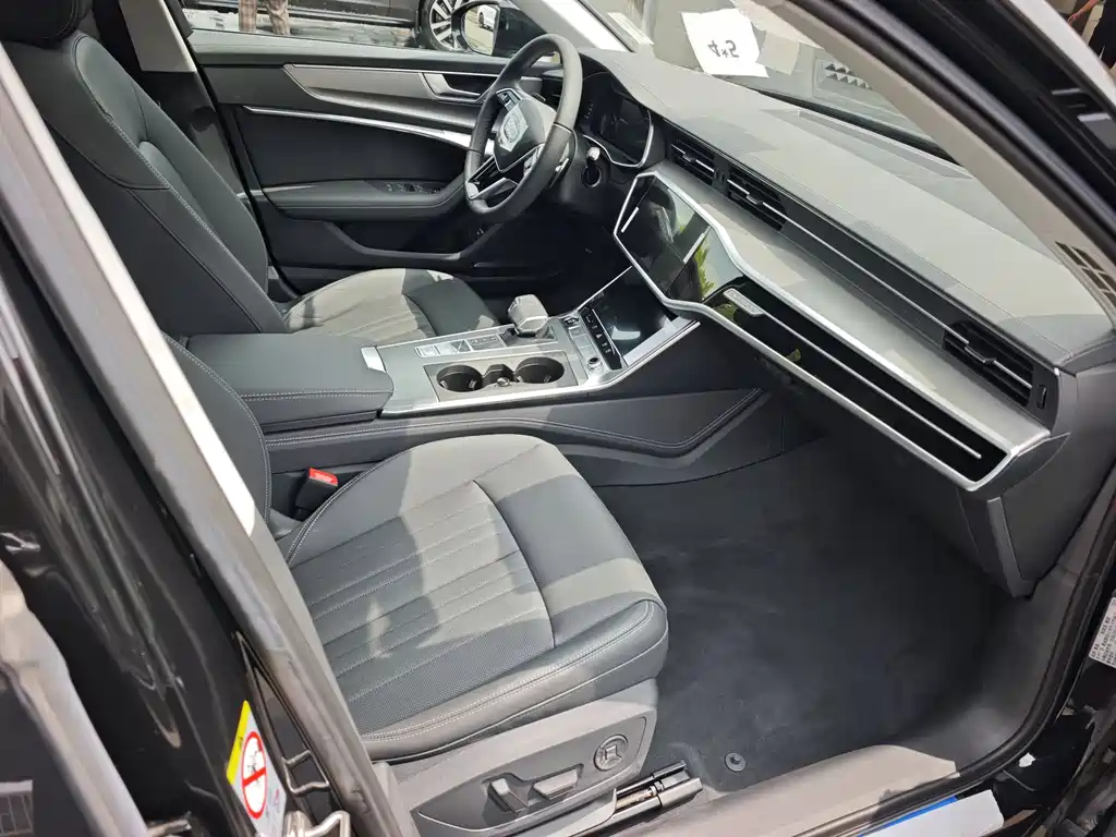 Audi A6 imported 2025 allroad quattro explorer 55 TFSI exclusive off-road model купить на сайте DeffCars