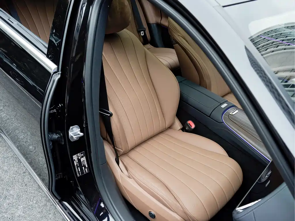 Mercedes-Benz E-Class 2024 E 300 L Premium Model купить на сайте DeffCars