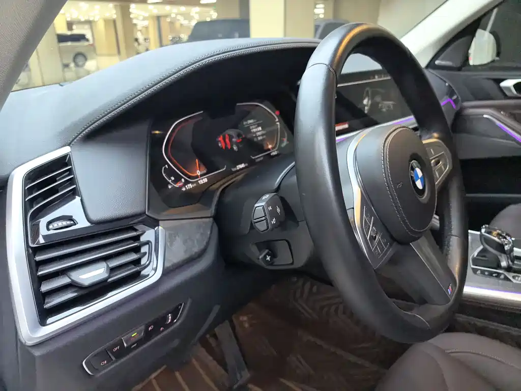 BMW X5 2022 xDrive 30Li M Sports Package купить на сайте DeffCars