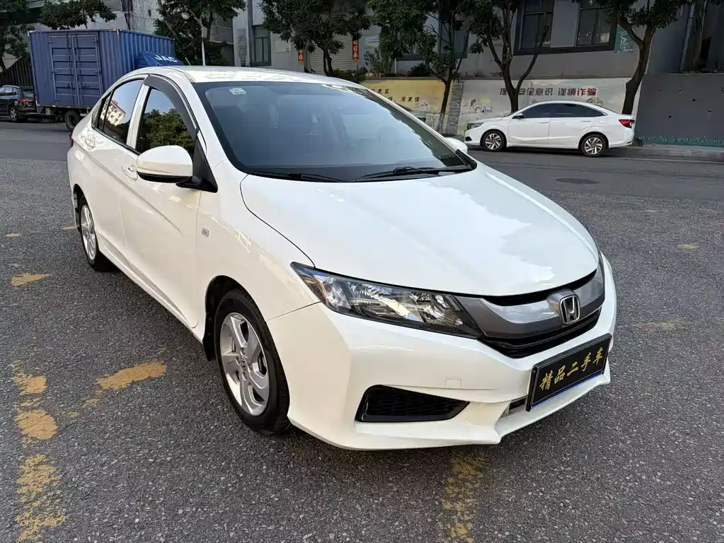 Fengfan 2017 1.5L CVT Elite Edition купить на сайте DeffCars