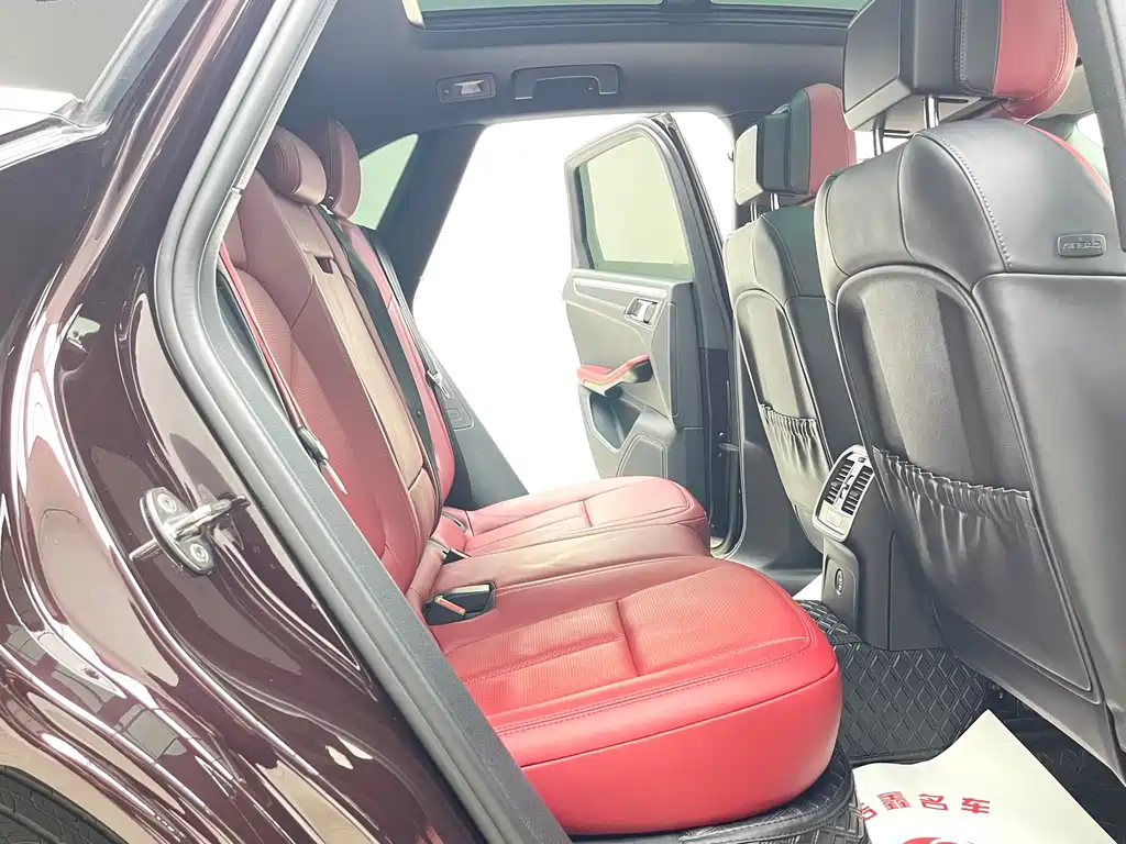 Macan 2023 Macan 2.0T купить на сайте DeffCars